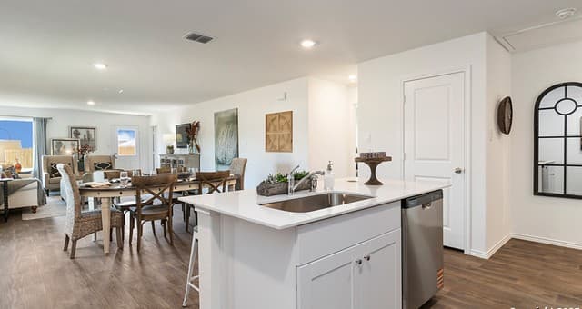 1412 Sequoia Park