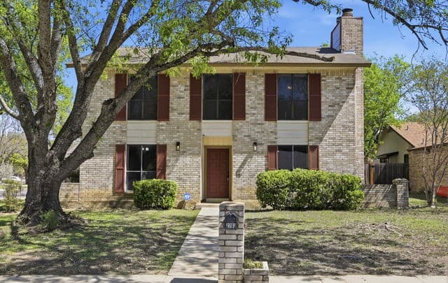 2703 Red Tree