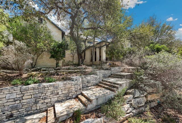 114 Turnberry Way
