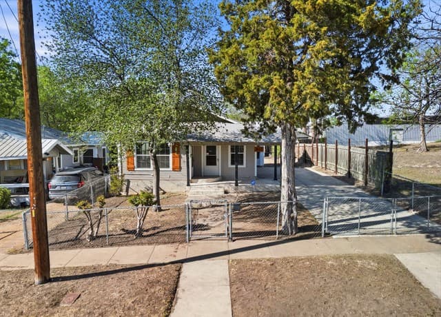 837 Westfall