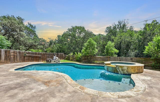 15840 Walnut Creek, San Antonio, TX 78247