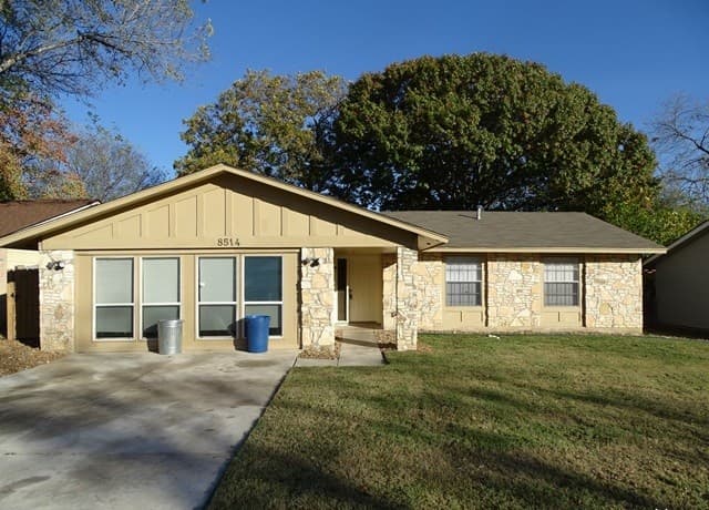 8514 Glen Ct, San Antonio, TX 78239