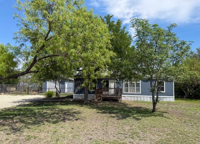 4506 Legend Falls