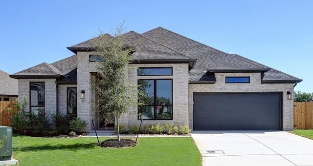 131 Pin Oak