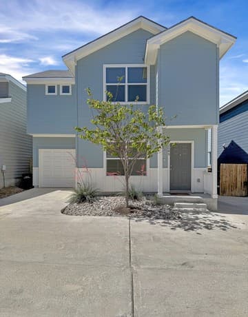 2045 Silver Oaks