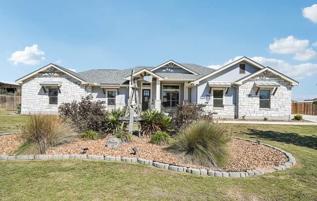 121 Westfield Lndg
