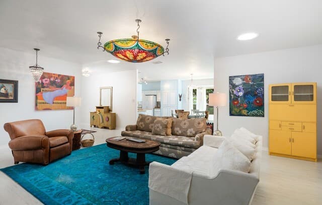 8723 Prince Hts