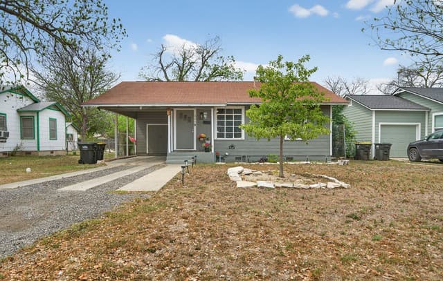303 Winburn Ave