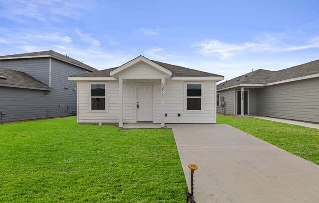 12715 Kathleen St