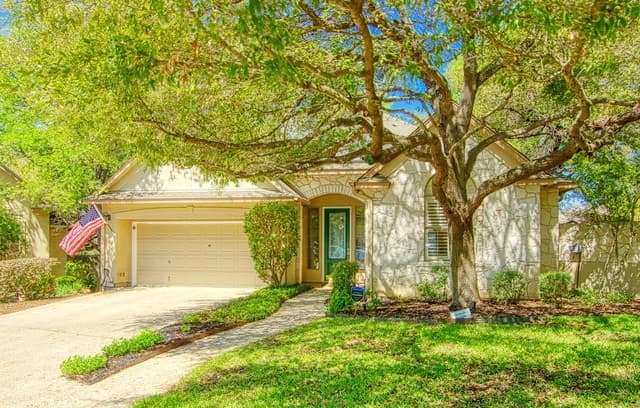 3607 Rustling Oaks