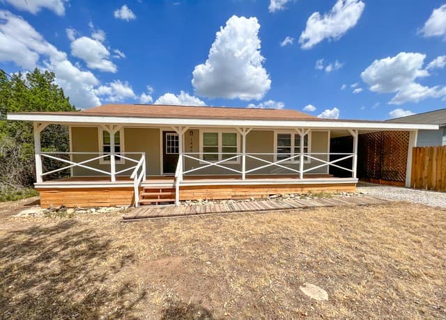 1440 Laurie Dr