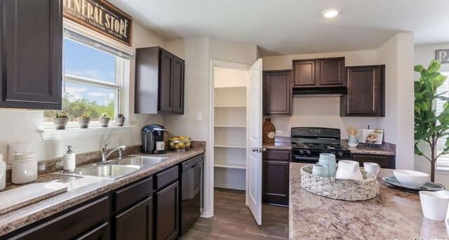 452 American Robin Way