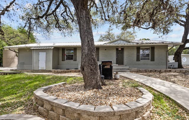 24210 Scenic Loop