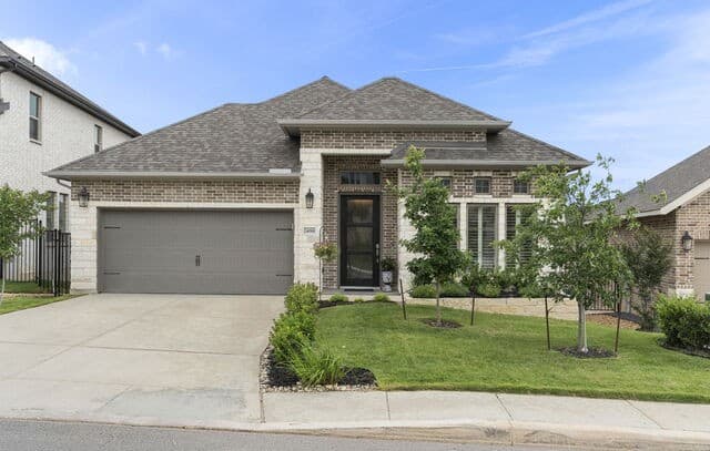 24066 Sidehill Lie
