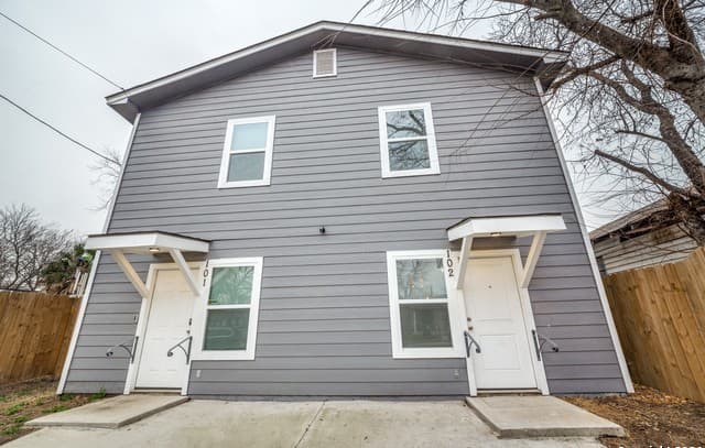 234 Gould St Unit 102