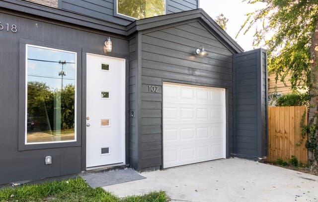 1618 Dakota Unit 102