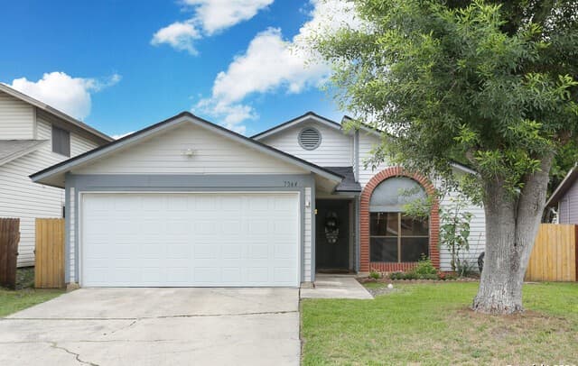 7064 Beech Trl