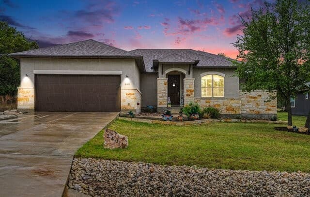 240 Roy Nichols Dr