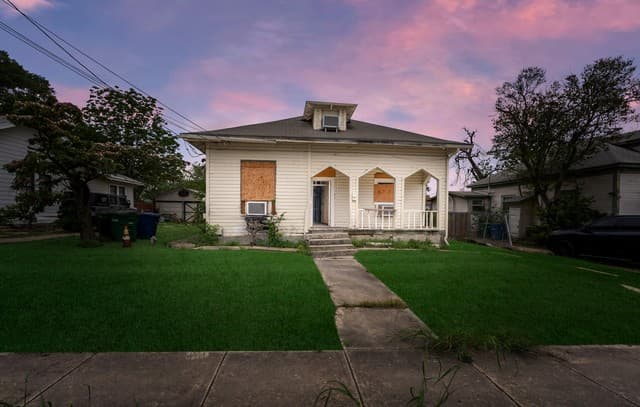207 Cornell Ave