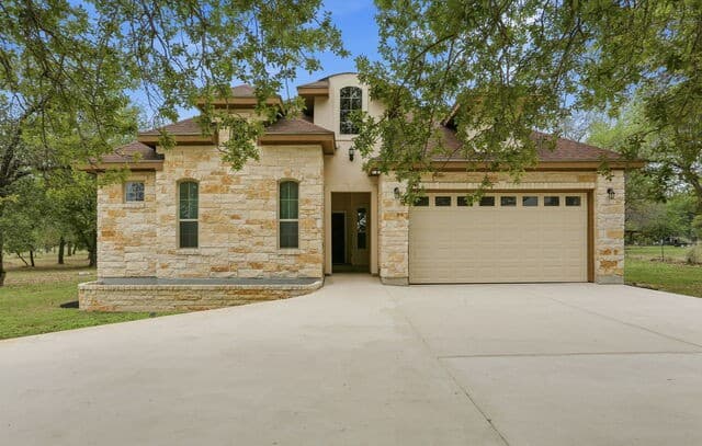 306 County Road 6876