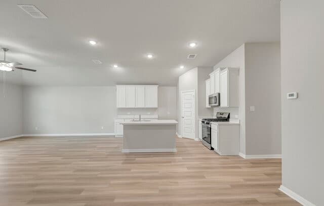 6260 Persimmon Lake