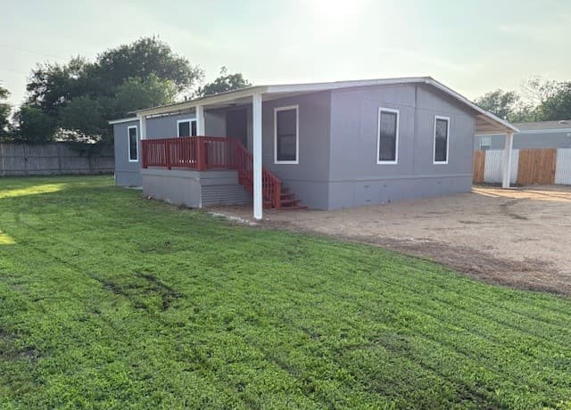 104 Bluebonnet Dr