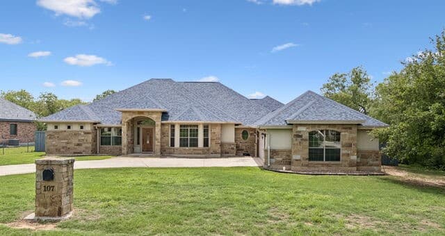 107 Oakview