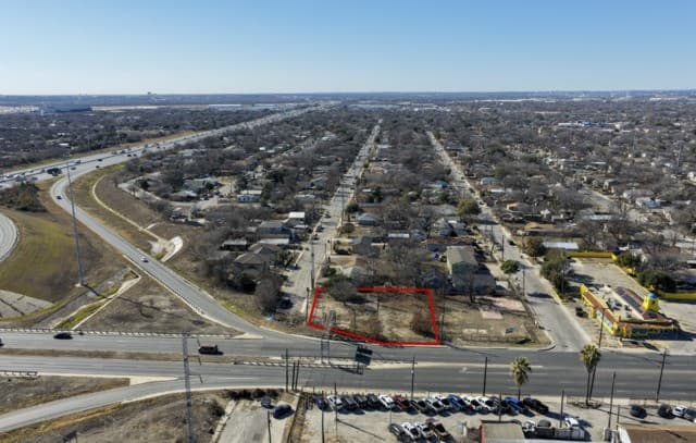 1351 General Mcmullen Dr