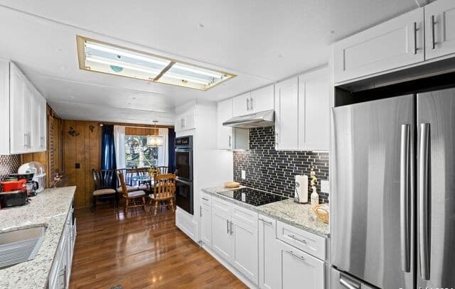 626 Flintstone Dr