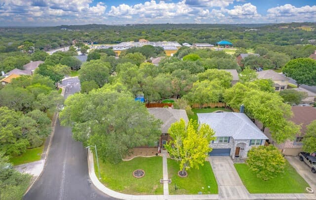 3535 Elk Cliff Pass Dr