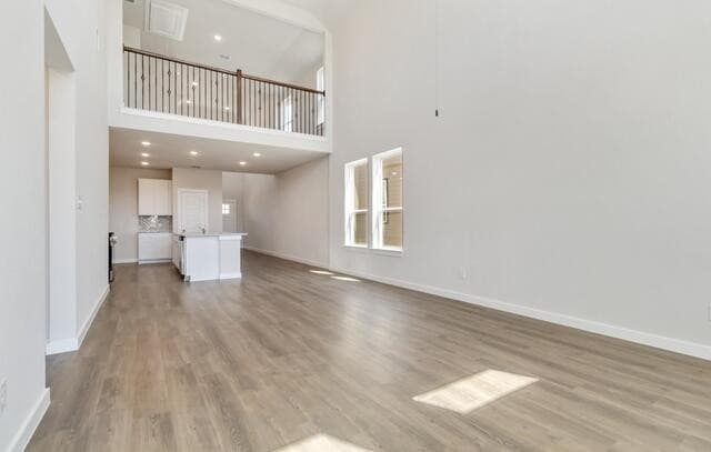 5926 Willow Point Blvd