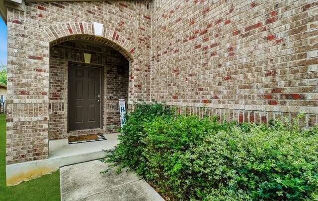 4323 Safe Harbor