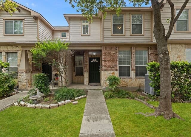 2524 Grayson Cir