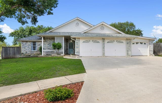3421 Sherwin Dr
