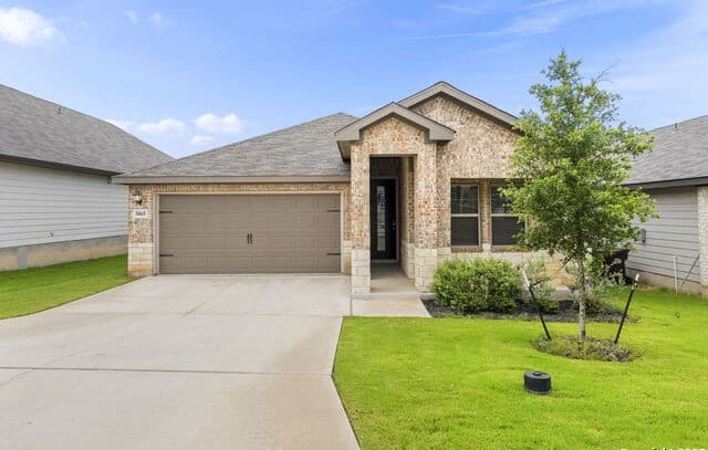 3065 Charyn Way