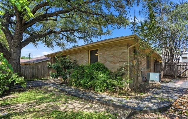 111 Pike Rd