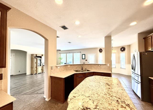 8139 Rockwell Vista