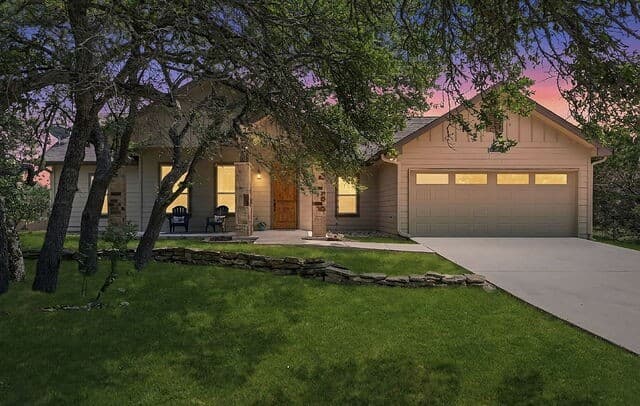 111 Swallow Ct