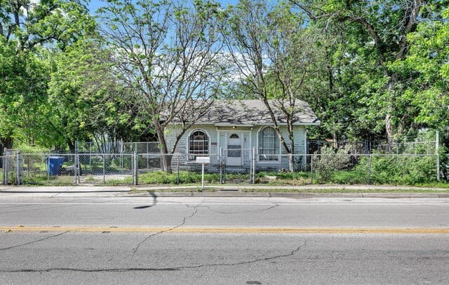 1346 Kirk Pl