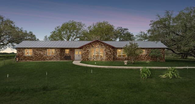 6603 Fm 2579, Floresville, TX 78114