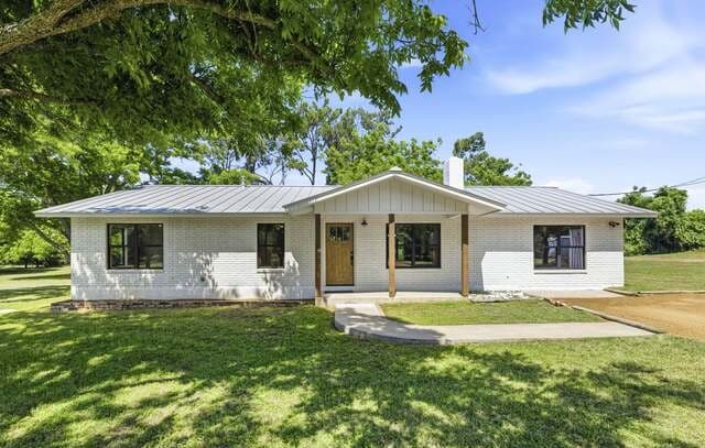 125 W Lower Crabapple Rd
