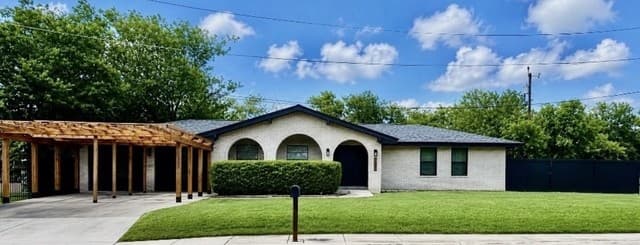 1103 Shadwell Dr