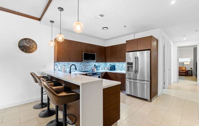 17902 La Cantera Unit UNIT 208
