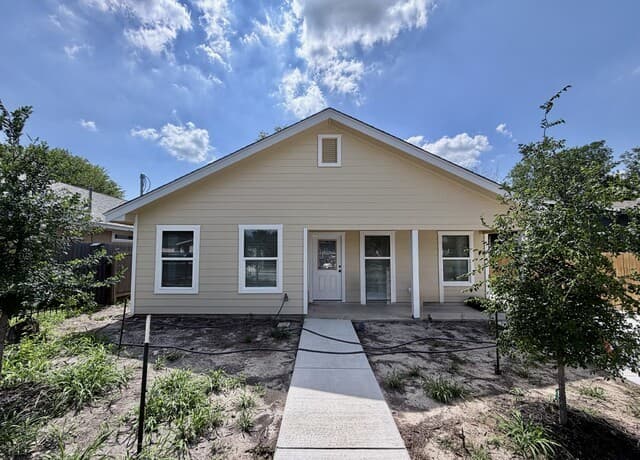 159 N San Gabriel Ave