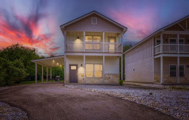 2531 Canyon Lake Forest Dr