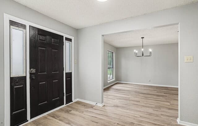 18030 Summer Knoll Dr