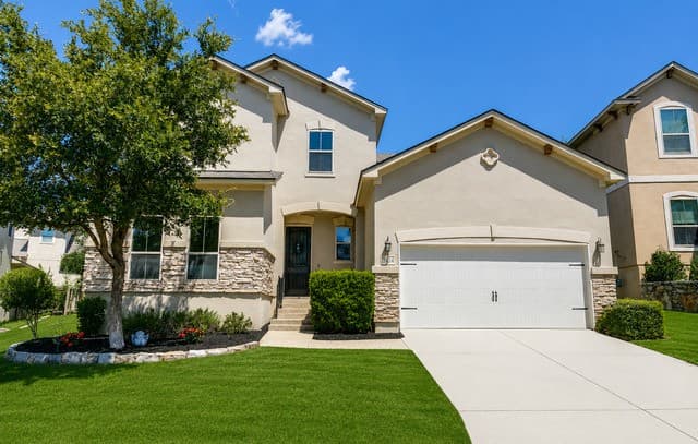 24114 Stately Oaks