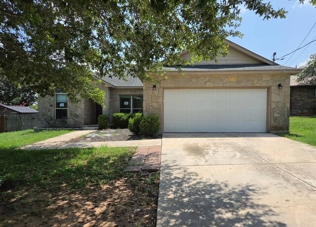 106 Crestway