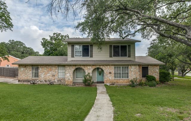 14307 Parkhurst