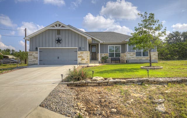 1720 Rocky Ridge Loop